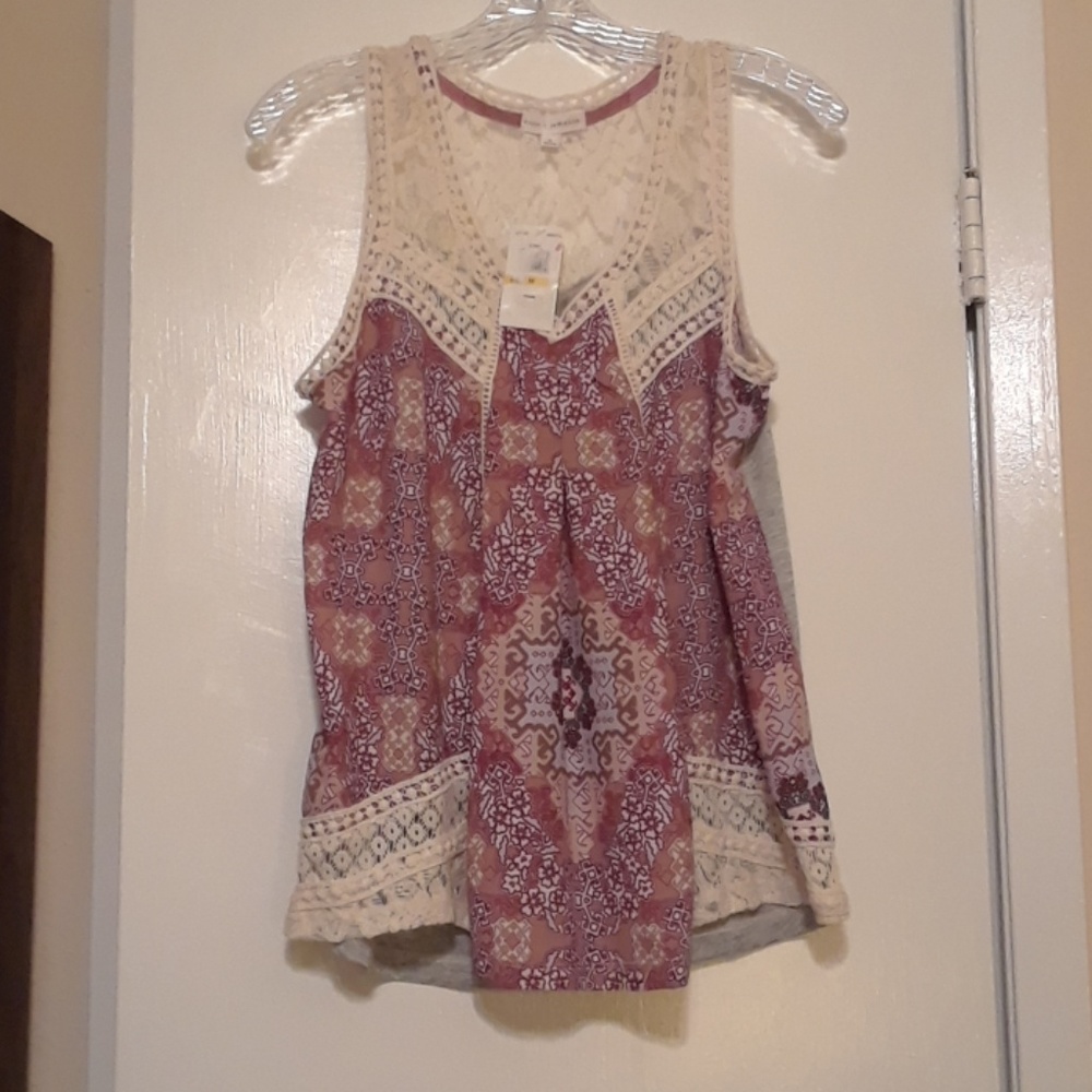 Coco & Jameson flirty lace inset Summer Top